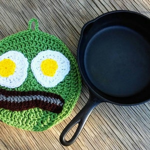 Bacon and eggs crochet pattern, crochet pot holder pattern, instant download pdf crochet pattern, easy crochet potholder pattern
