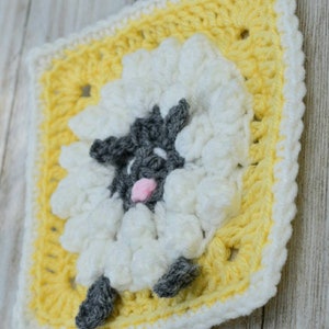 Sheep Granny Square crochet pattern, instant download pdf, easy crochet lamb pattern, granny square baby blanket pattern image 8