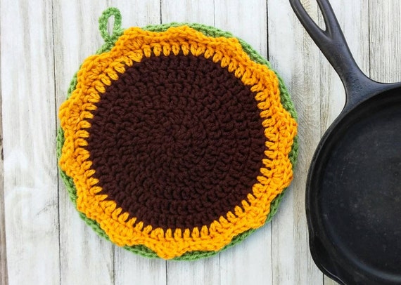 Torreya Sunflower pdf pattern, sunflower decoration, crochet potholder pattern, crochet flower pattern, crochet sunflower hot pad pattern