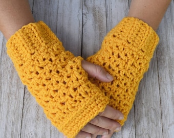 Crochet Fingerless Gloves Pattern, Easy Women's Mittens (PDF Pattern)