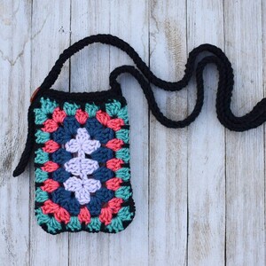 Crochet Granny Square Phone Bag Pattern, Crossbody Purse (PDF Pattern) image 3
