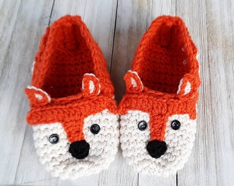 Fox-in-Socks Pattern, Crochet Slippers PDF Pattern, Instant download easy crochet pattern,  kids crochet slippers, fox slipper pattern