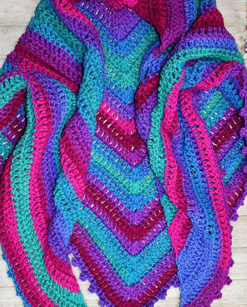 easy crochet stripe shawl pattern instant download crochet pattern Triangle scarf pattern women/'s scarf and winter wrap digital pattern
