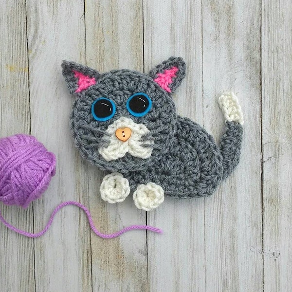 Playful Kitten applique, crochet animal pattern, cat applique, crochet cat embellishment, kitty cat decoration, crochet cat decoration