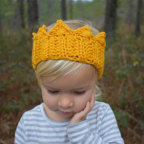 Crown Digital Crochet Pattern - easy crochet child's headband pattern  - toddler crown headband - instant download princess baby headband