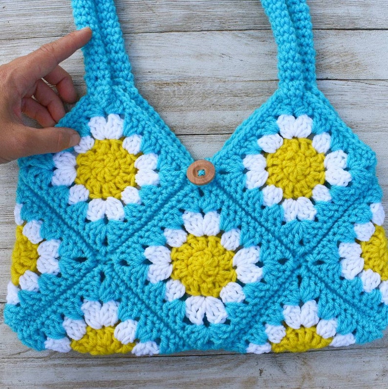 Crochet Pattern daisy flower granny square purse instructions instant download pdf crochet tutorial crochet flower handbag pattern image 4