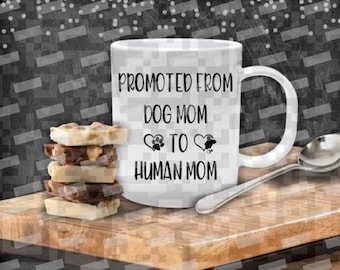 Gefördert von Hundemama zur menschlichen Mutter PNG und svg, Dog mom svg, New mom svg