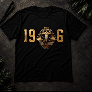 1906 グラフィックTシャツ