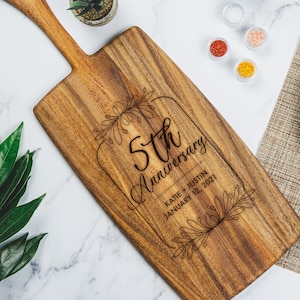 5th Anniversary Charcuterie Board - Personalized Gift for Anniversary, Engraved Cutting Board, Wood Wedding Anniversary, Design: A1