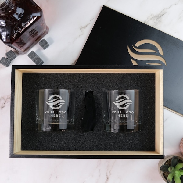 Coffret cadeau verres à whisky personnalisés - Verres à whisky et pierres à whisky gravés au laser | Logo d'entreprise Cadeaux | Cadeaux clients | Cadeaux pour les employés, design : LOGO