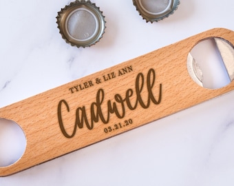 Personalized Wedding Bar Key, Wedding Favors for Guests with Bulk Pricing, Engraved Newlywed Gifts, Design: L7