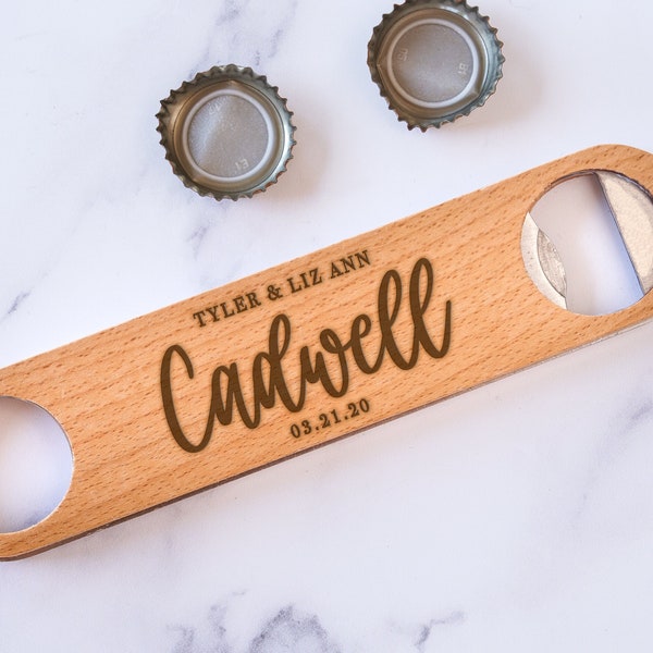 Personalized Wedding Bar Key, Wedding Favors for Guests with Bulk Pricing, Engraved Newlywed Gifts, Design: L7