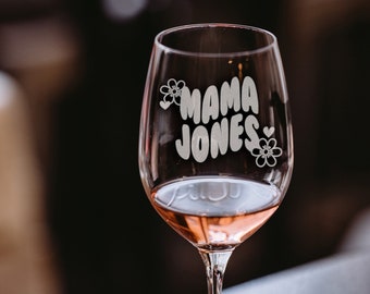 Personalized Wine Glass For Mom's | Wine Glass Gift For A Mom | Personalized Gifts for Mom | Custom Mother's Day Present, Design: MD19