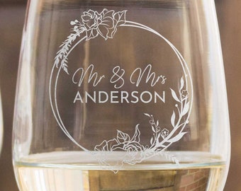 Etched Stemless Wine Glass for Couples | Personalized Anniversary Wine Glasses, Engagement Gifts, Wedding Glasses, Design: L6