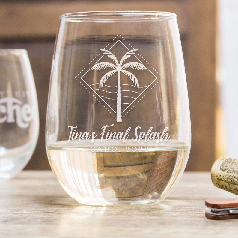 Personalized Beach Themed Wine Glass Bachelorette or Birthday Glasses, Beach House Decor, Tropical Wine Glass, Design: OD2 image 3