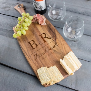 Personalized Cheese Board or Charcuterie Board - Wooden Cheese Board with Monogram, Wedding Charcuterie, Design: L2