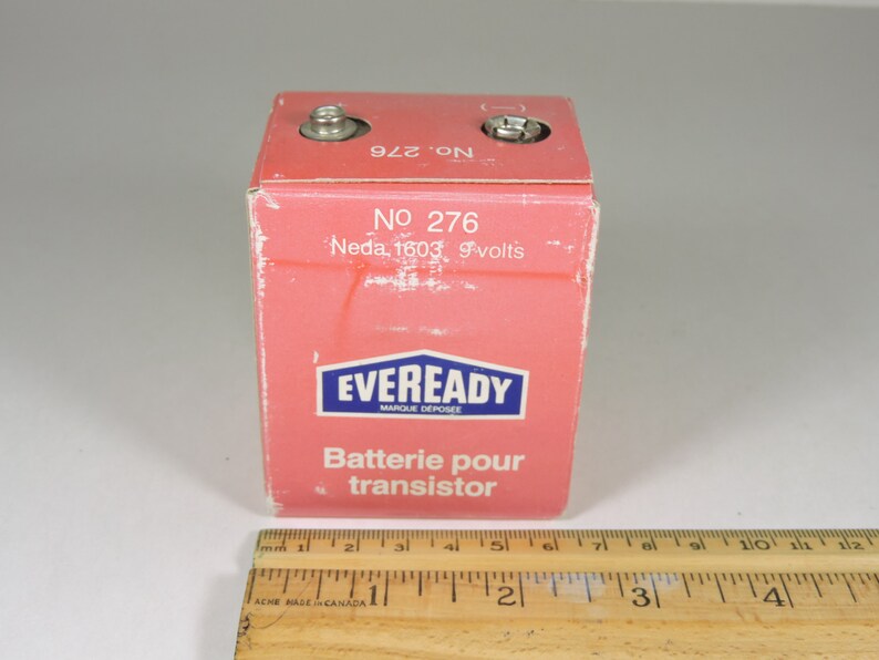 Vintage Eveready No. 276 Large 9 Volt Transistor Battery Size is 2 1/2