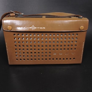 Vintage Sony TRM-88 (TR-88) 8 Transistor Radio Tested (Gendis) Japan 1958 era