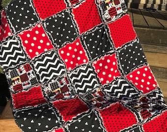 Mickey Mouse and Minnie Mouse Rag Quilt! Black, White, and red, with dots and chevron. Mickey Mouse baby quilt
