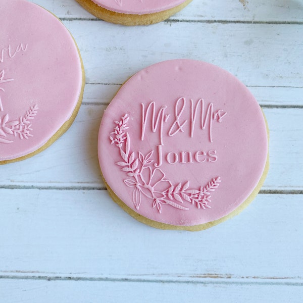 Custom Cookie fondant stamp - Personalised modern embosser -with your initials & wreath perfect weddings, engagements and bridal showers