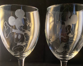 Mickey Mouse and Minnie Mouse Etched Wine Glasses, Pint Glasses, Stemless Wine Glasses or Champagne Glasses. Dishwasher Safe.