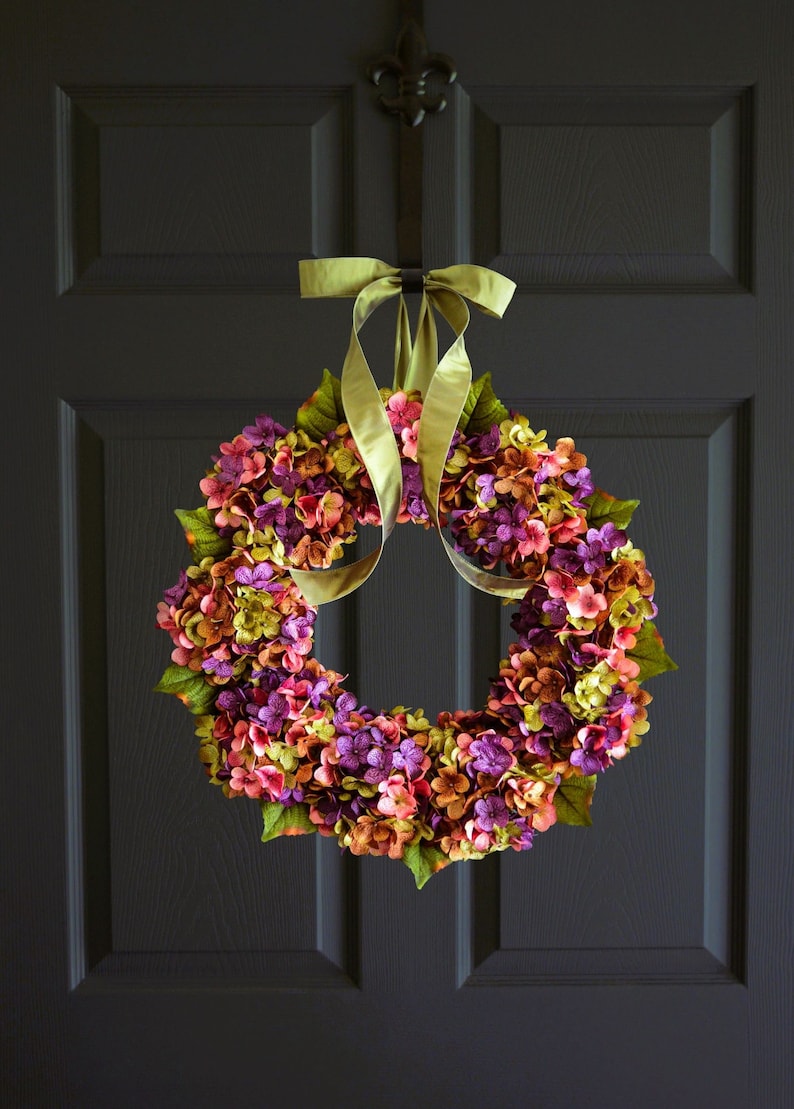 Spring and summer hydrangea wreath for the front door.