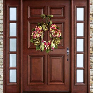 hydrangea wreath on front door