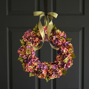 Spring and summer hydrangea wreath for the front door.