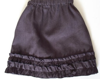 Linen girl skirt with double ruffle trims. Many colors and sizes