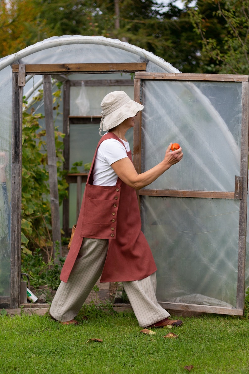 Linen cobbler garden apron. Full apron. Linen tabard. Garden dress apron. Many colors, regular and plus sizes. Gift for gardener. image 1