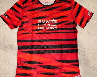 NEW Berlin Marathon MEN Running Tech Shirt
