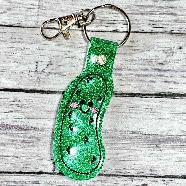 Pickle Key Fob, Pickle Snap Tab Embroidery Keychain, Pickle Lover Gift, Backpack Tag, Food Keyring, Cute Keychain, Purse Charm Zipper Pull