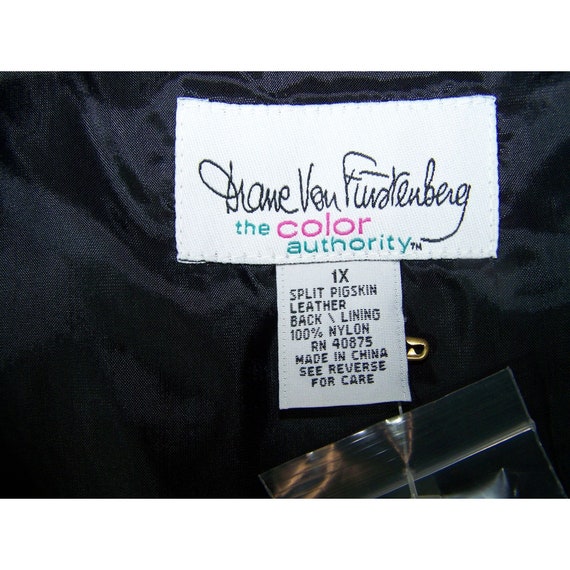 Diane Von Furstenberg Vest the Color Authority Gr… - image 8