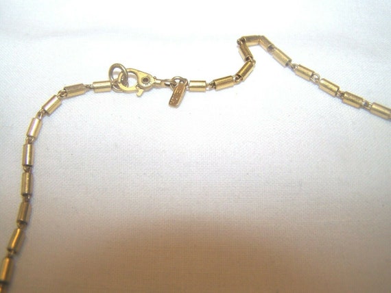 Vintage Monet White Gold Tone Swirl Necklace Chok… - image 6