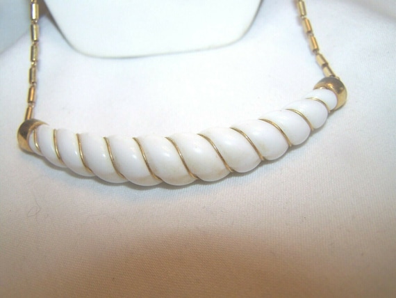 Vintage Monet White Gold Tone Swirl Necklace Chok… - image 2