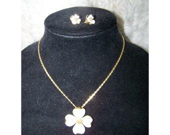 Vtg. Crown Trifari Necklace Dogwood Earrings Set White Gold Jewelry