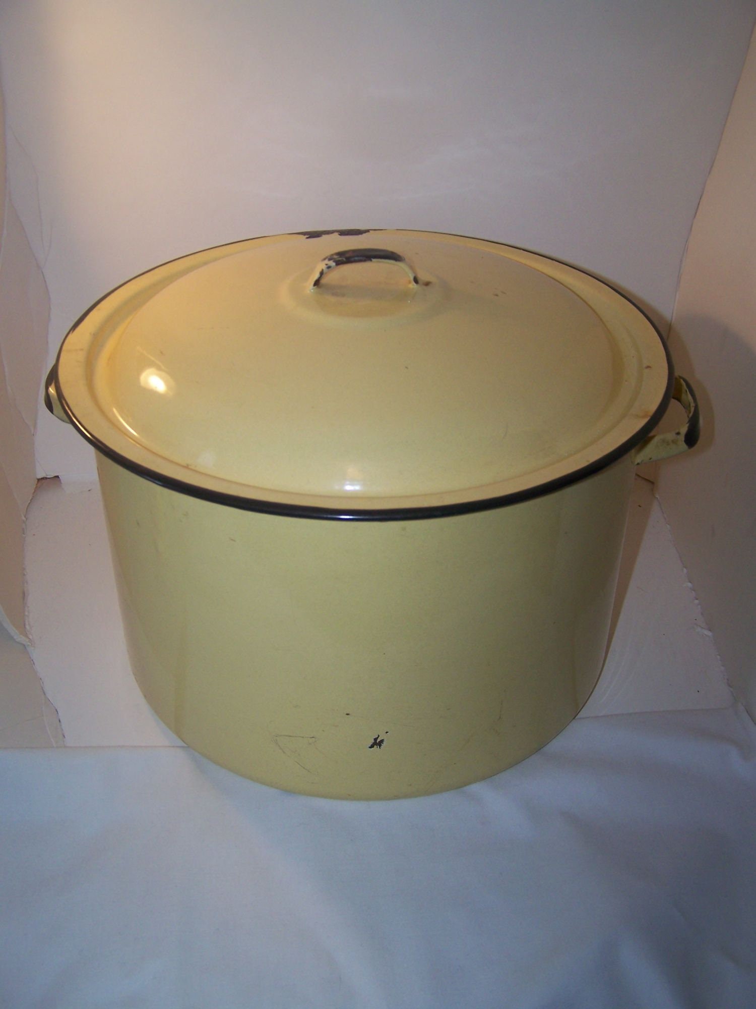 Vintage Leyse Aluminum Co. Stock Pot with top Venting - Original !!
