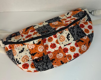 Small Halloween Bum Bag, Patchwork Pumpkin Fanny Pack, Handmade Quilted Spooky Belt Bag, Orange Black Halloween Bag