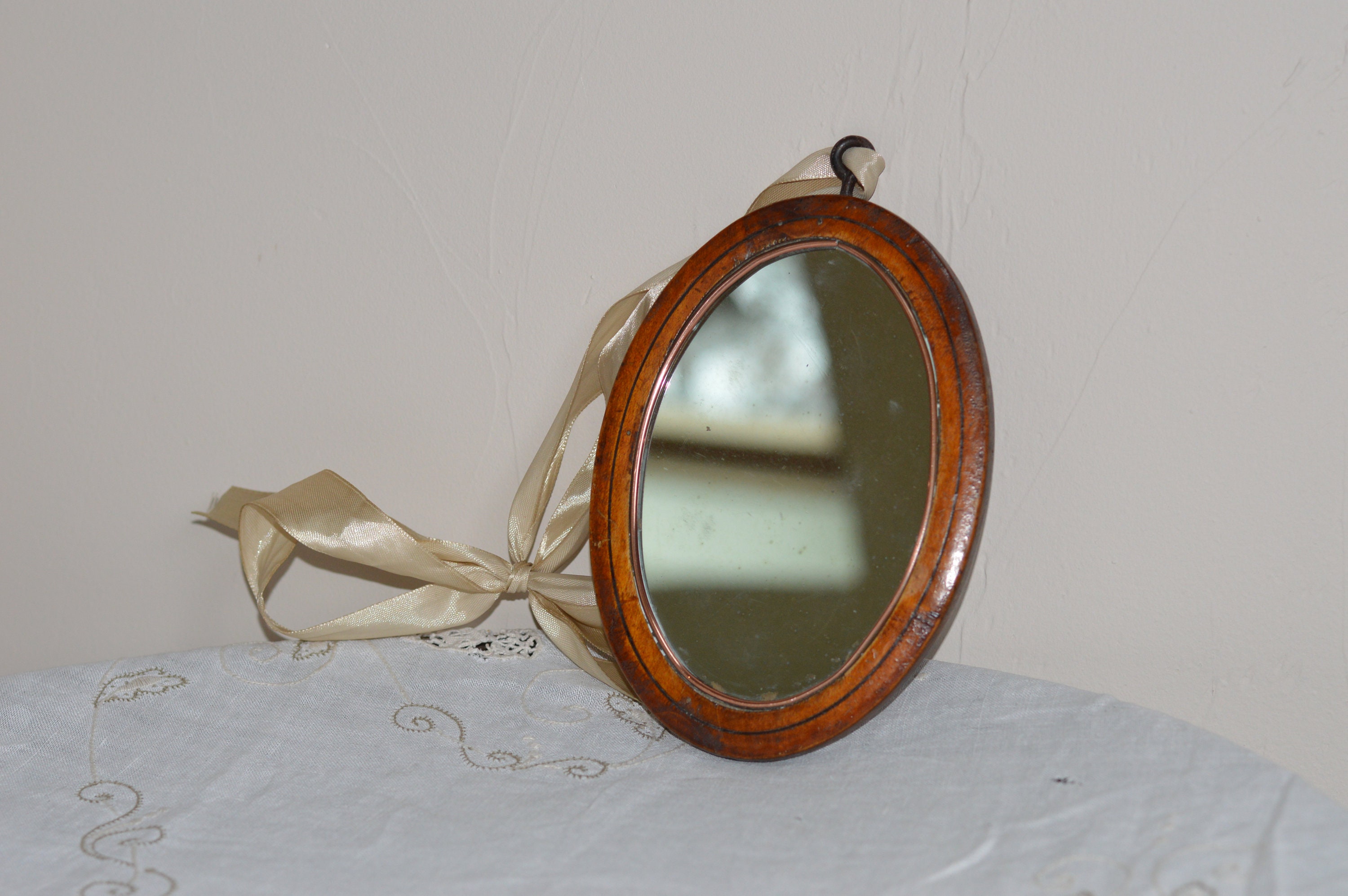 Beau Miroir Ovale à Cadre Antique/En Bois de Voyage Cadeaux Cadeau Mariage Français