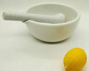 Vintage ceramic apothecary pestle /white pestle and mortar/French pestle and mortar/kitchen decor/kitchenalia/German manufacture/home decor