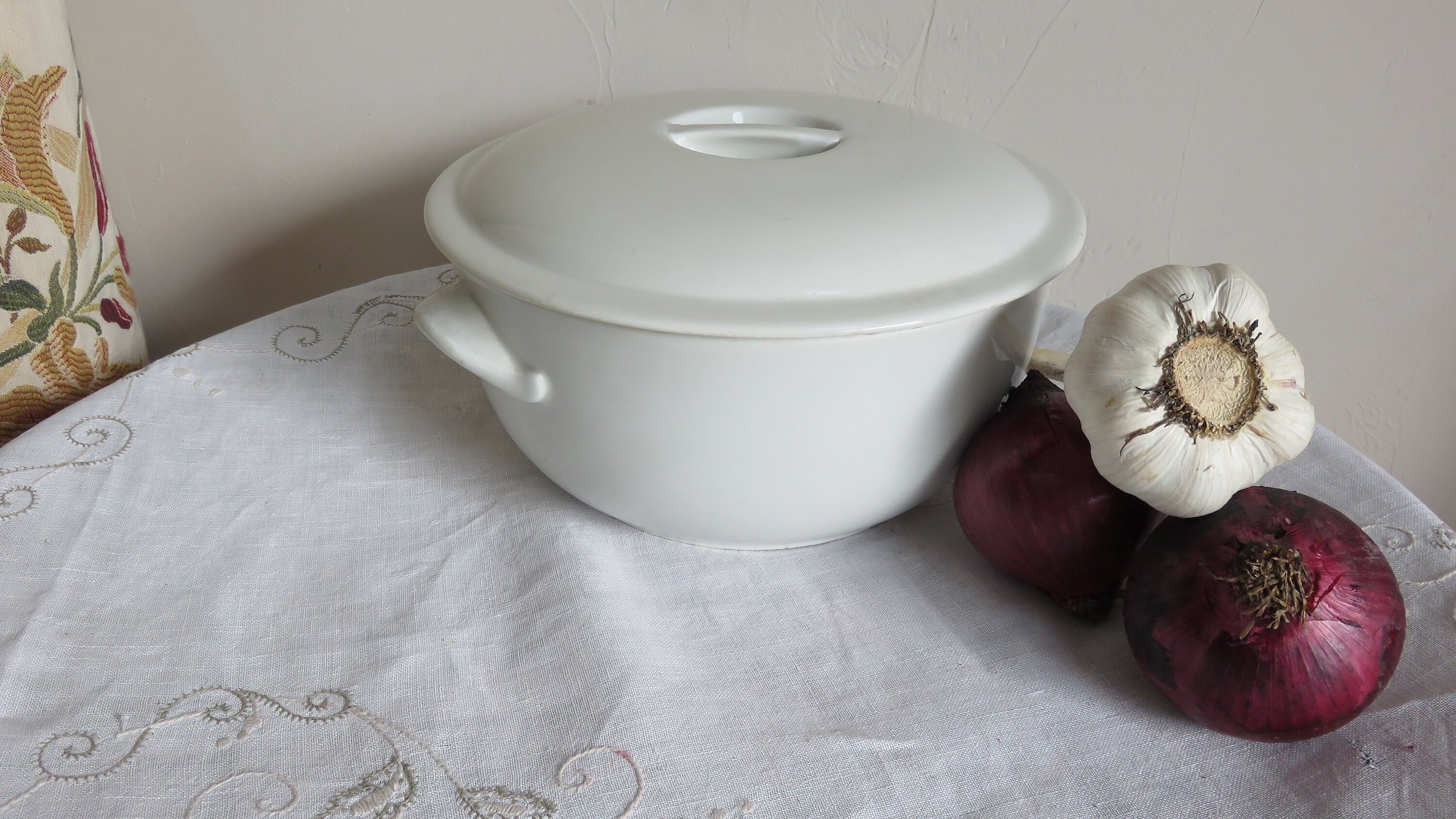 Soupe Français Blanche Tureen/Plat de Légumes/Soupier/Pillivyte France/Bol Blanc/Pot Blanc/Margalide