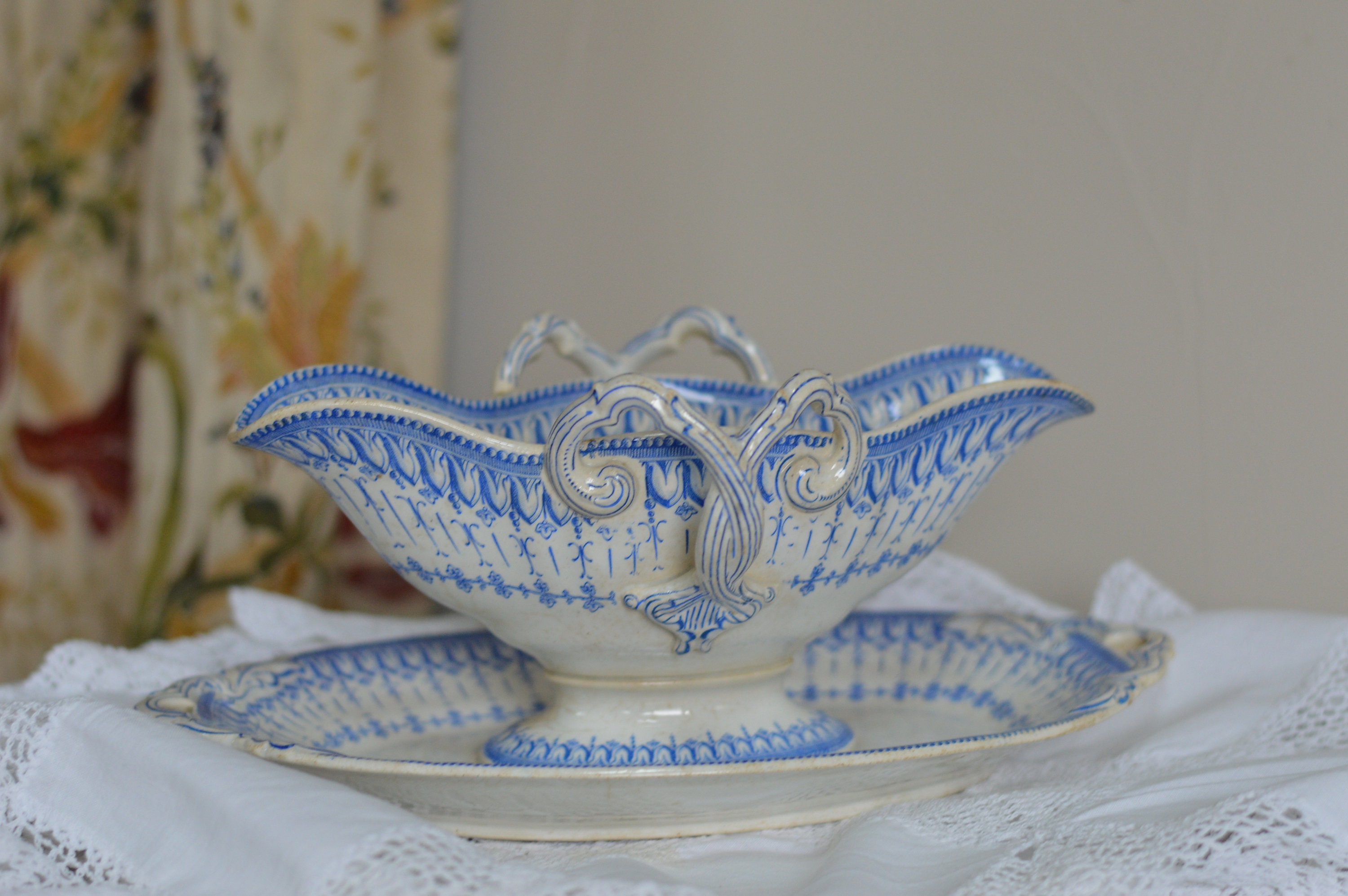 Antique Français Sauceboat/Empire Sauceboat Blue & White Transfert Impression Gravy Boat Faience Tab