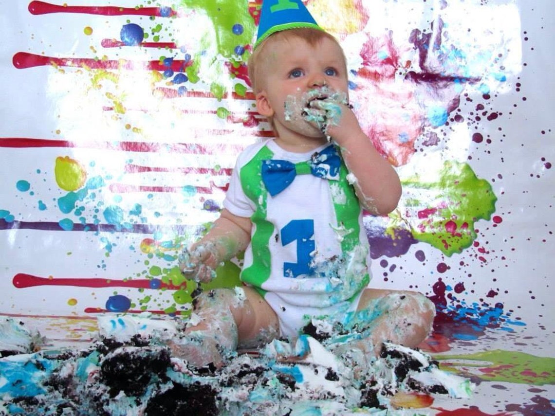 Boys Cake Smash Outfit vest set can be made in a colour of