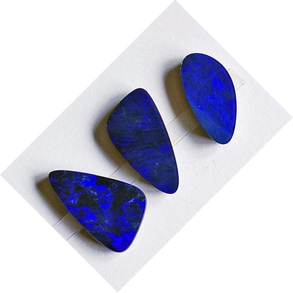 A parcel of three freeform shape Australian doublet opals