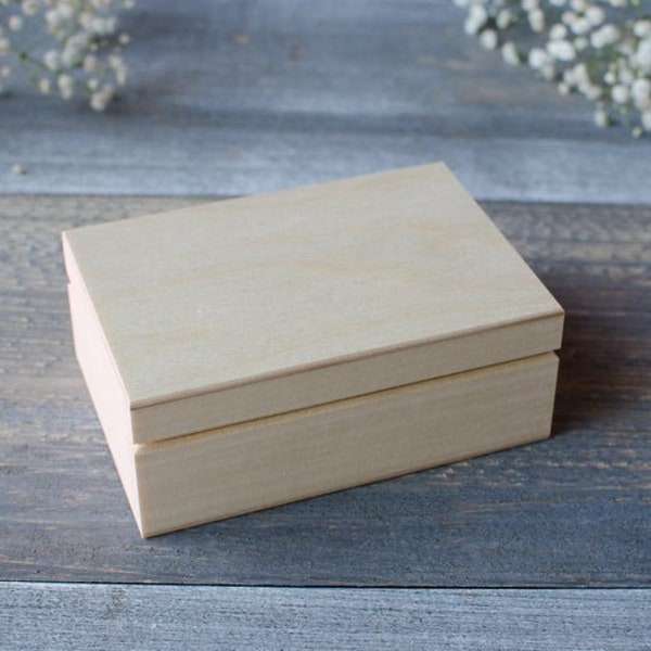 Unvollendete kleine Holzkiste aus Naturholz, ideal für Servietten5,10 x 3,53 x 1,96 Zoll (13x9x5cm)