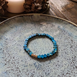 Mother of pearl bracelet blue image 2