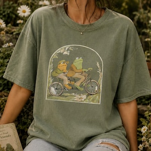 Frog and Toad Shirt Comfort Colors® T shirt, frog shirt, frog gifts, frog and toad funny shirt Classic Book T-shirt, Cottagecore Shirt image 2