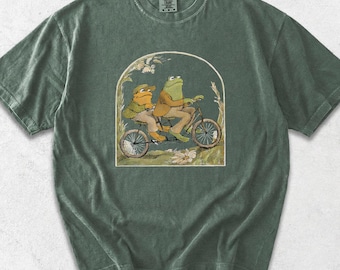 Frog and Toad Shirt Comfort Colors® T shirt, frog shirt, frog gifts, frog and toad funny shirt Classic Book T-shirt, Cottagecore Shirt