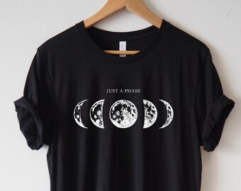 MOND Phase Shirt Mond Shirt Mond T-Shirt Bio Weiche Bequeme Hohe Qualität Tolle Passform Eco Print Unisex Mondphase Nur eine Phase Shirt