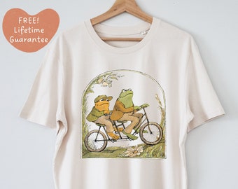 Frog and Toad Shirt *Lifetime print guarantee*, frog shirt, frog gifts, frog and toad funny shirt Classic Book T-shirt, Cottagecore Shirt